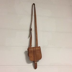 Vintage leather crossbody